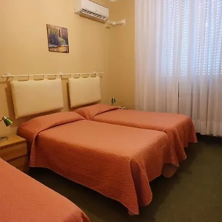 Giovanna Hotel 3*