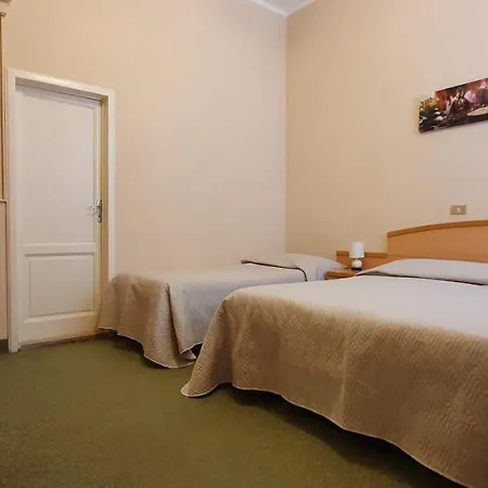 Giovanna Hotel