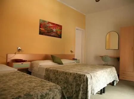 Giovanna Hotel 3*